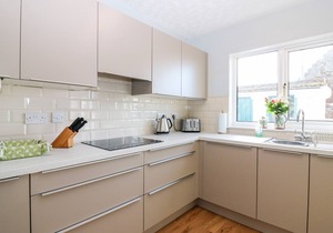 16 WESTGATE SOUTH, family friendly, country holiday cottage in Crail