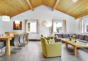 160 m² Bungalow ∙ 5 bedrooms ∙ 10 guests
