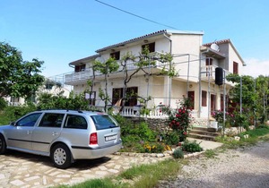 160 m² House ∙ 4 bedrooms ∙ 8 guests