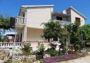 160 m² House ∙ 4 bedrooms ∙ 8 guests