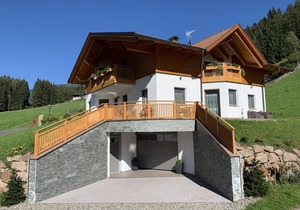 169 m² Apartment ∙ 6 bedrooms ∙ 14 guests