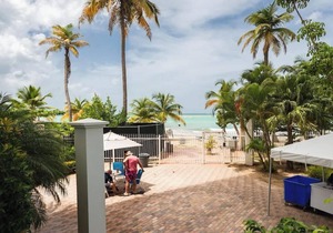 16th Floor Studio ON Beach w/Parking @ ESJ