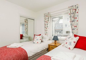 17 Moorings Reach - Two Bedroom House, Sleeps 4