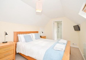 17 Tollgate Cottages