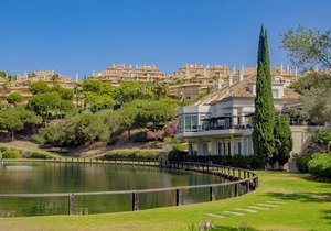 170 m² Apartment ∙ 3 bedrooms ∙ 6 guests