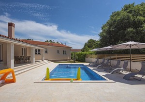 170 m² House ∙ 3 bedrooms ∙ 8 guests