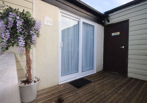 17H Medmerry Park 2 Bedroom Chalet