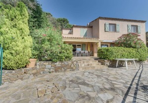 180 m² Accommodation ∙ 5 bedrooms ∙ 10 guests
