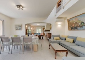 180 m² Accommodation ∙ 5 bedrooms ∙ 10 guests