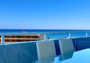 180 m² Apartment ∙ 3 bedrooms ∙ 8 guests