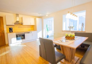 180 m² Apartment ∙ 5 bedrooms ∙ 10 guests
