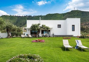 180 m² House ∙ 3 bedrooms ∙ 6 guests