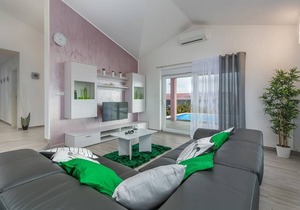 180 m² Villa ∙ 3 bedrooms ∙ 8 guests