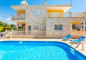 180 m² Villa ∙ 3 bedrooms ∙ 7 guests
