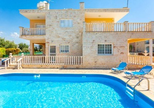180 m² Villa ∙ 3 bedrooms ∙ 7 guests