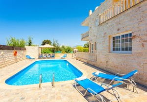 180 m² Villa ∙ 3 bedrooms ∙ 7 guests