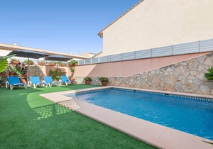180 m² Villa ∙ 4 bedrooms ∙ 8 guests