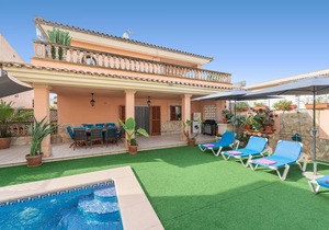 180 m² Villa ∙ 4 bedrooms ∙ 8 guests