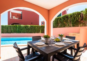 182 m² Villa ∙ 4 bedrooms ∙ 8 guests