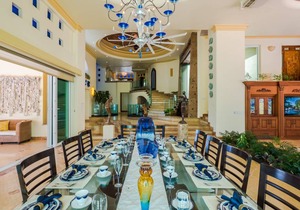1858 m² Villa ∙ 9 bedrooms ∙ 28 guests