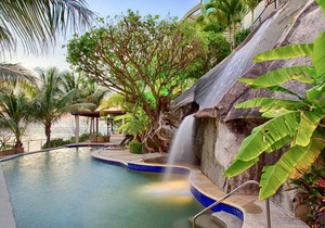 1858 m² Villa ∙ 8 bedrooms ∙ 24 guests