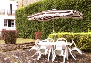18th century character home with garden in the heart of a historic village
