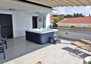 190 m² House ∙ 3 bedrooms ∙ 8 guests