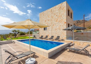 190 m² Villa ∙ 4 bedrooms ∙ 8 guests
