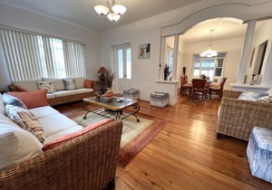 195 m² House ∙ 3 bedrooms ∙ 6 guests