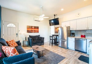 1A- Coolidge AZ 1bd fully furnished w amenities 1A heated pool year round