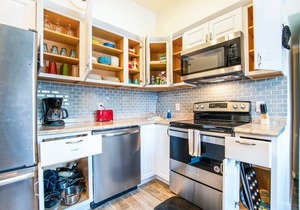 1A- Coolidge AZ 1bd fully furnished w amenities 1A heated pool year round