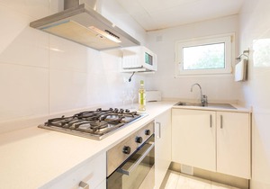 1ANC 12 - Basic 1 bedroom apartment located very close to the beach of Llafranc