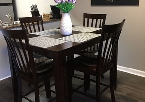 1BD/1BA condo view of Pointe Royale Golf Course! Wonderful condo & amenities