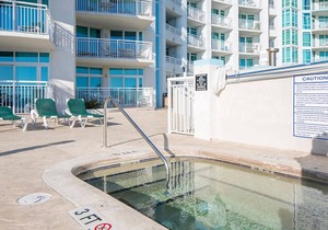 1BD resort condo with resort amenities including a lazy river! Enjoy with friends & family
