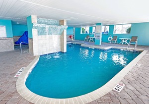 1BR/1BA Oceanfront condo w/Kitchen & Balcony in Center of MB, #1355