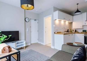 1BR Designer apartment for City Breaks in Chester.