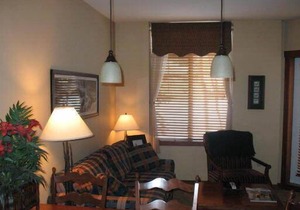 1BR Executive Suite in Solitude Village - 300 steps to chairlifts - upgraded