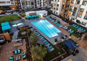 1BR Lux. Apartments Near Facebook Headquarters