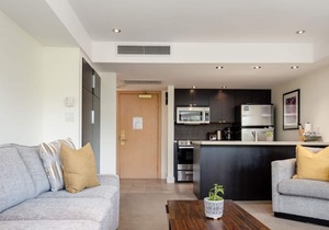 1BR Ski In / Ski Out Modern Condo w/ Pool & Hot Tub by Harmony Whistler
