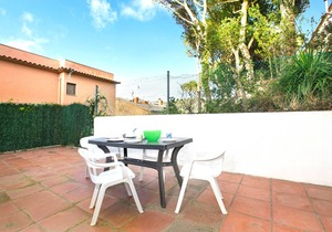 1GER 03 - Basic 3 bedrooms apartment only 150m from the beach of Llafranc