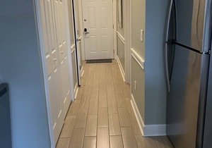 1st Floor Unit W/Patio, Golf Course and Pool View, less than 10 Min to the Beach
