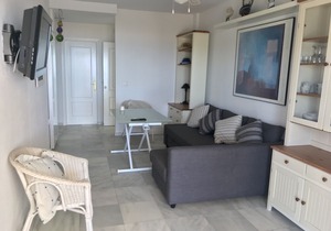 1st line beach, large terrace facing the sea, free WIFI
