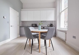 1VH Virginia House, 31 Bloomsbury Way by City Living London