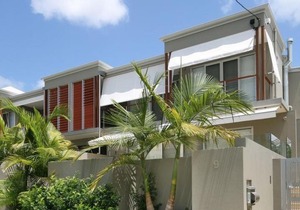 2-9 Hilton Esplanade