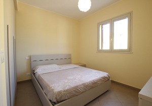 2 adjacent villas, 6 bedrooms, 4 Baths, Wi-Fi, Air cond., Pool, Garden, near Sea