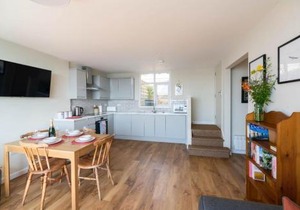 2 Beach Way House