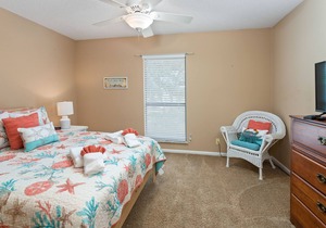 2 bed/2.5 bath Quiet Neighborhood Brockinton Marsh