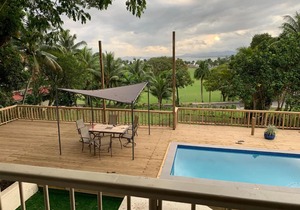 2 Bed Apartment with Pool - Williamson House