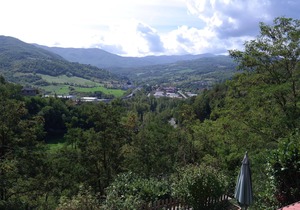 2-Bed Borgo val di Taro Apt w/Private Terrace