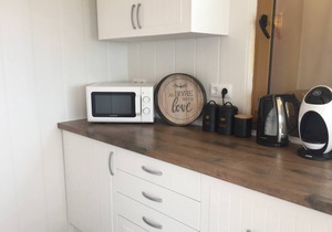 2 Bed Penthouse Apartment - Sea Views - Sleeps 4